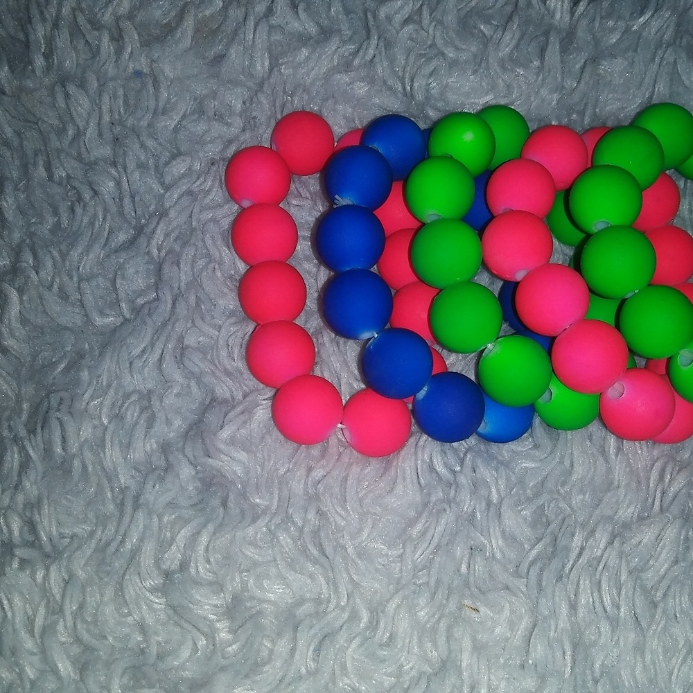 Bracelets - Picture 2 of 3